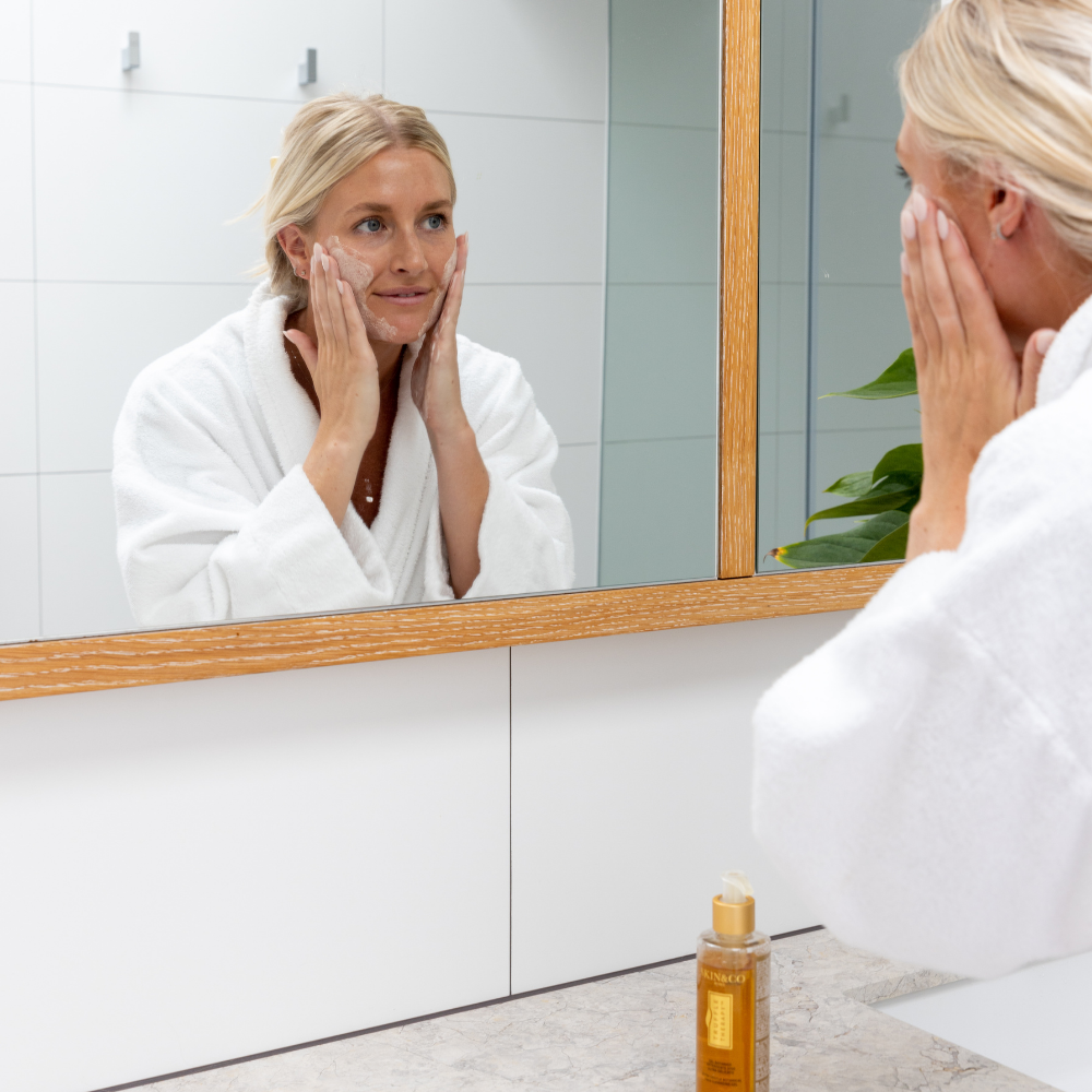 Skin & Co Truffle Therapy Morning Dew Cleansing Gel